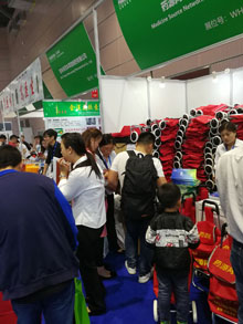  藥源網(wǎng)給代理商免費派送小拉車